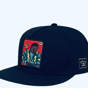 NOTORIOUS B.I.G. IN HIS COOGI SWEATER SNAPBACK (NEW) 🔥